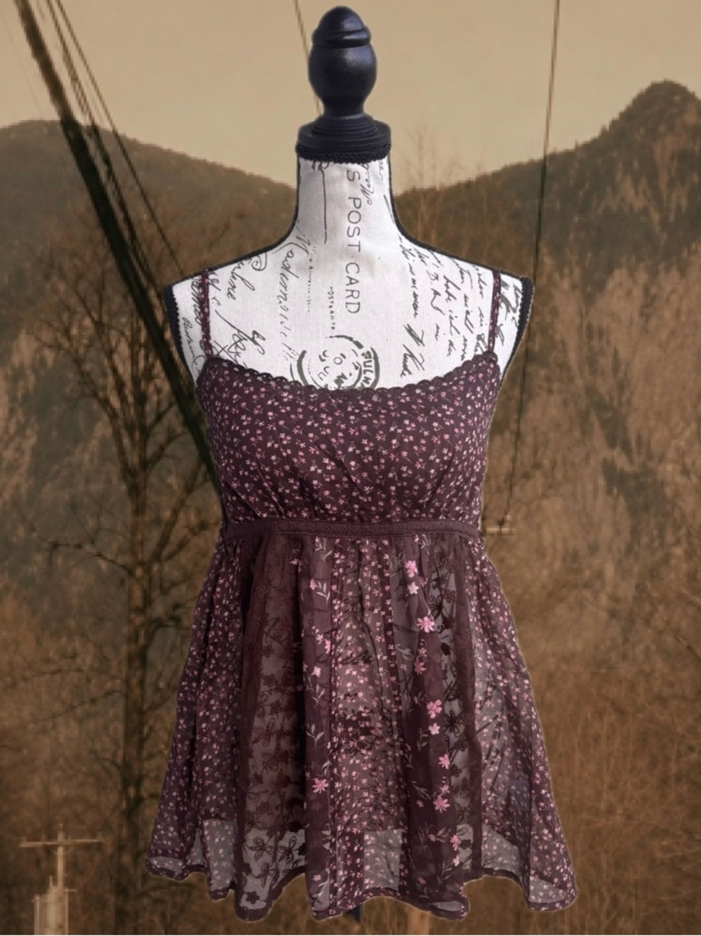 Whimsy Goth Women’s Plum Floral Lace-Trim Spaghetti Strap Babydoll Top